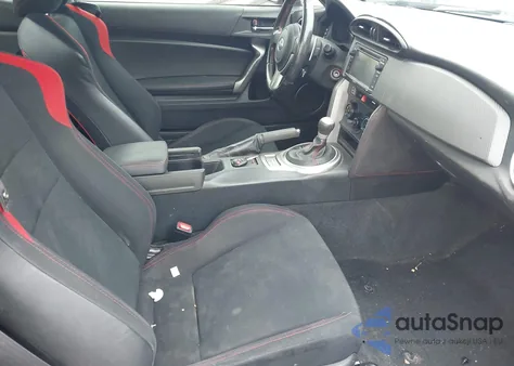 2015 Scion Fr-S из США, поврежденный, VIN JF1ZNAA1XF8707872